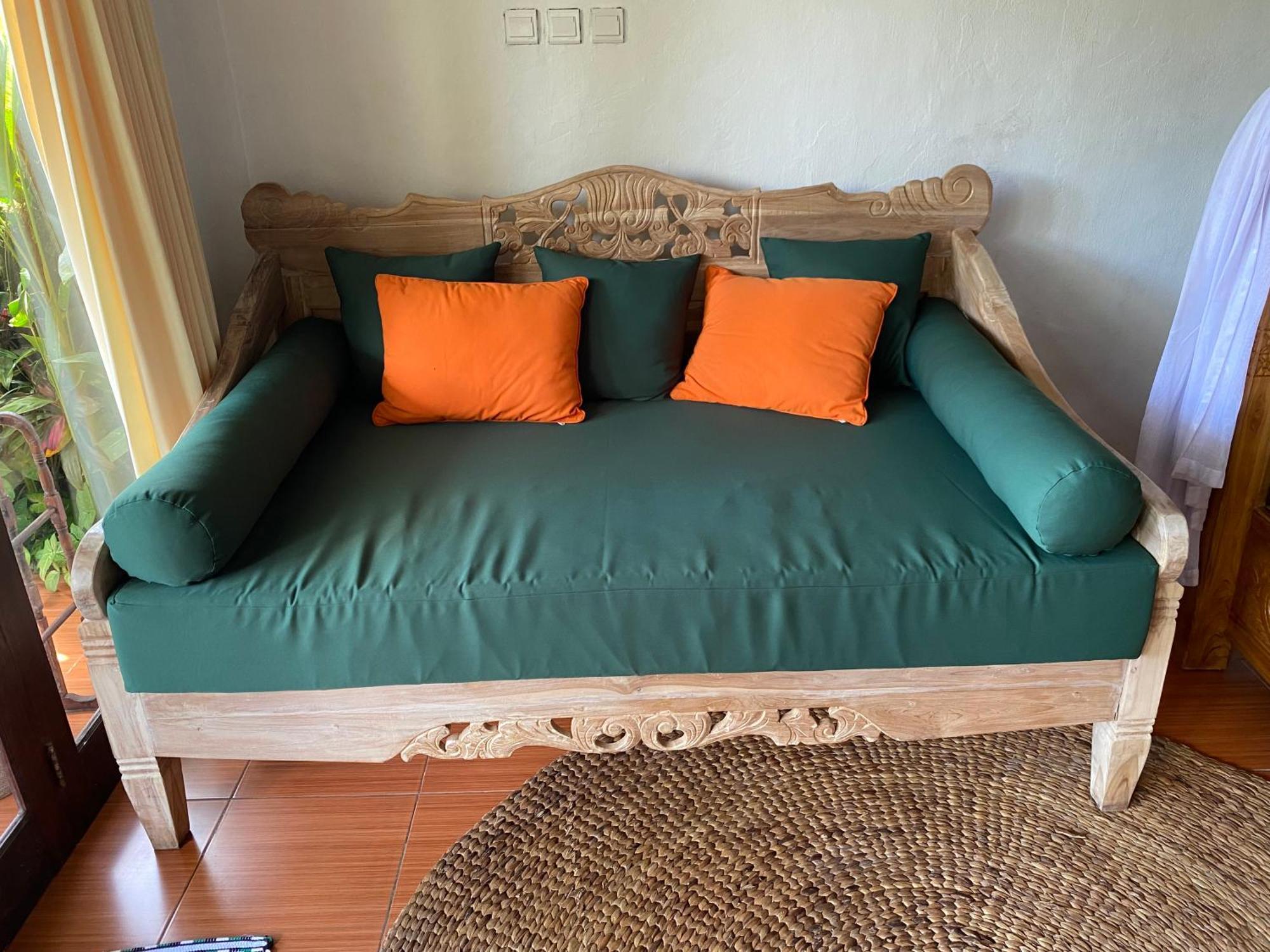 Great Mountain Views Villa Resort Selat Room photo
