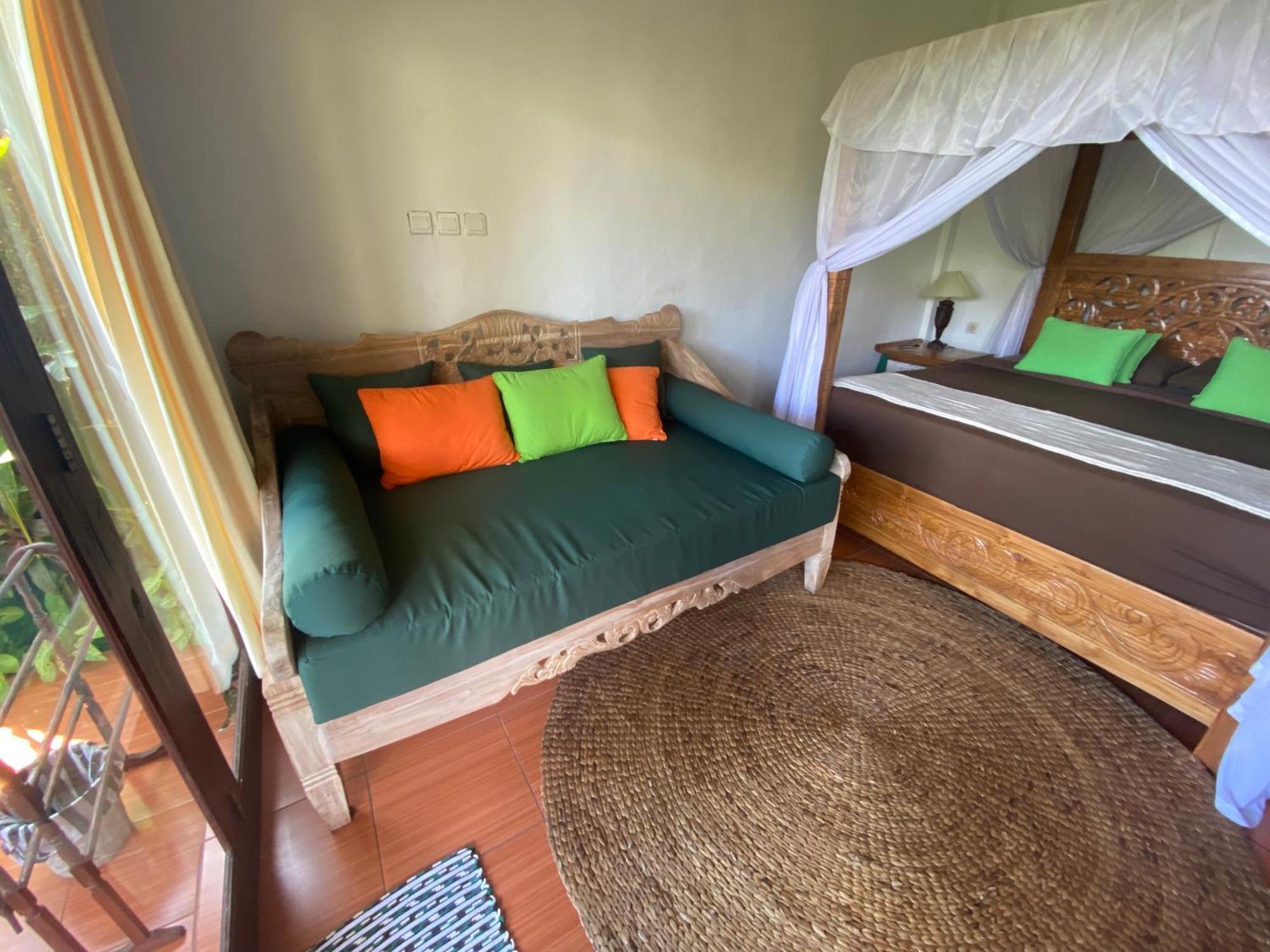 Great Mountain Views Villa Resort Selat Room photo