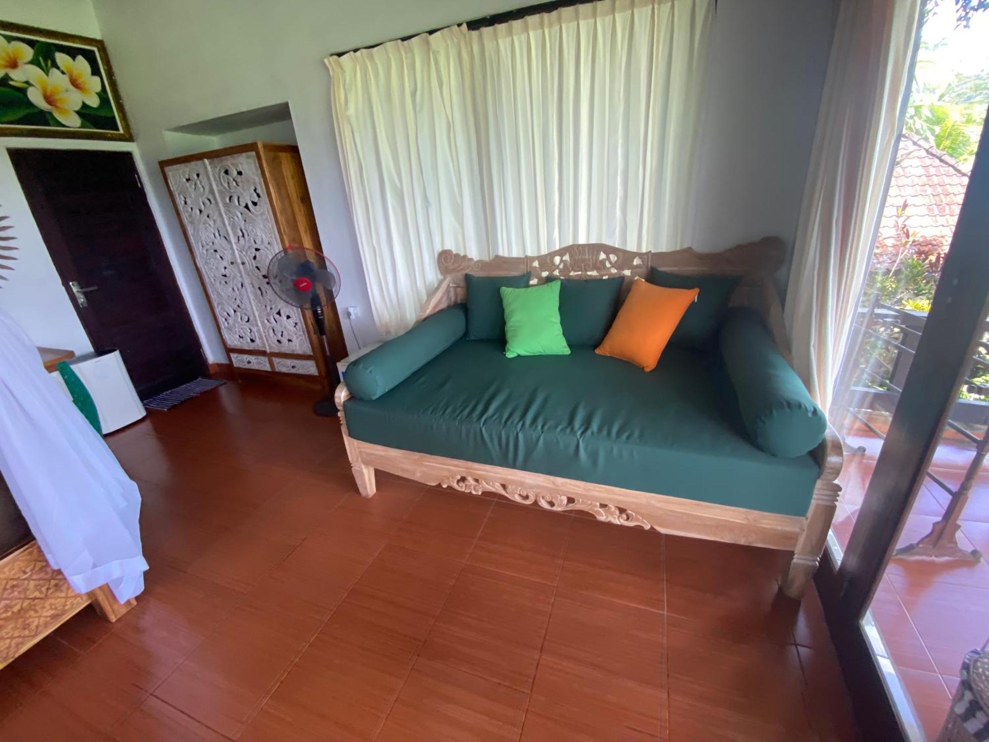 Great Mountain Views Villa Resort Selat Room photo