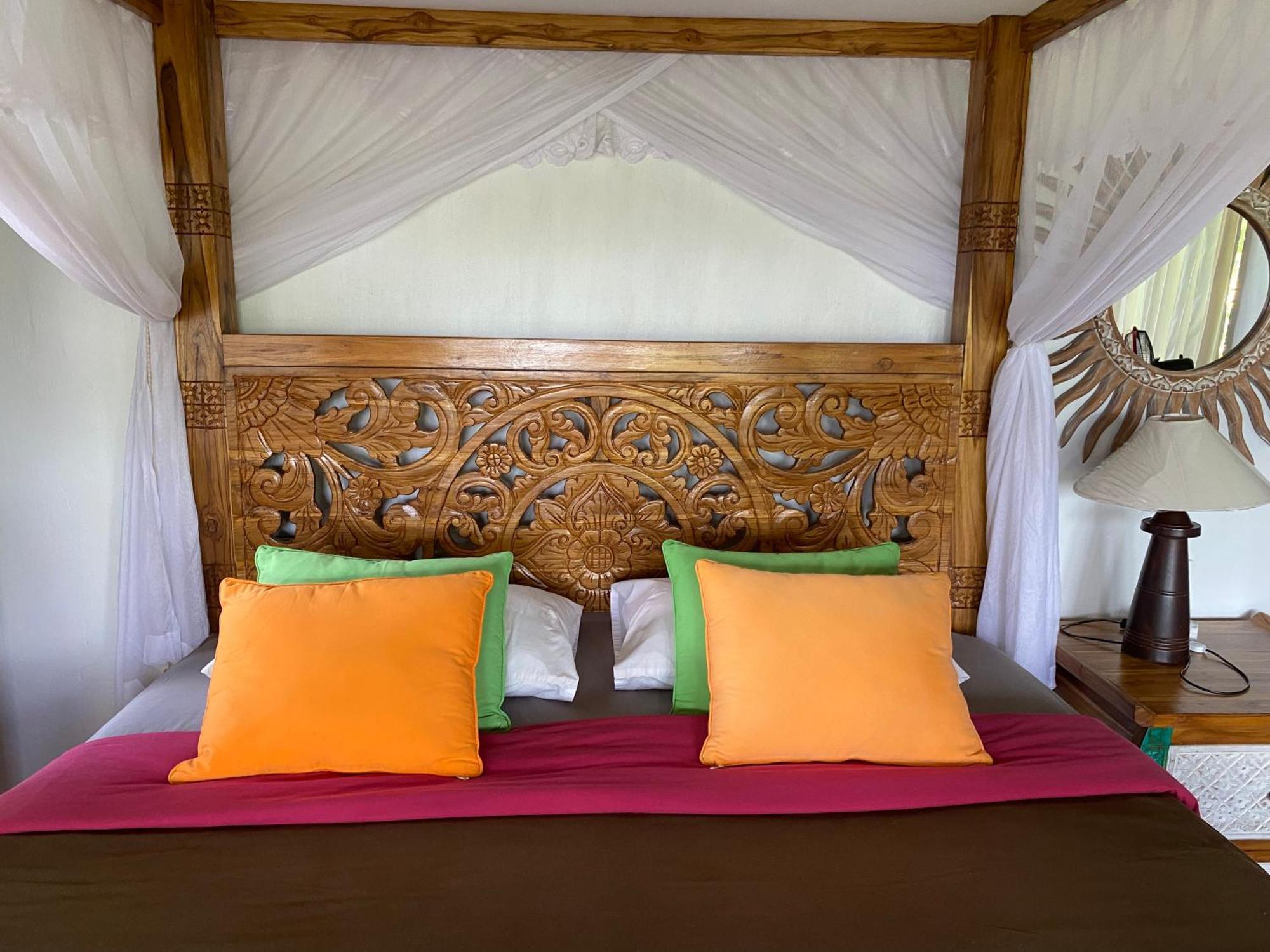 Great Mountain Views Villa Resort Selat Exterior photo